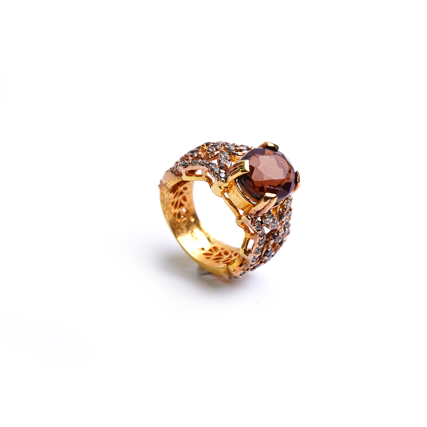 The Midnight Filigree Ring