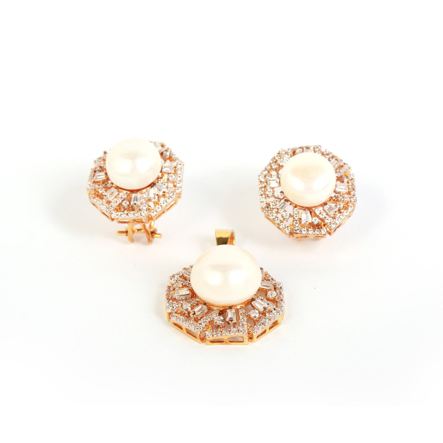 Noore Pearl Set